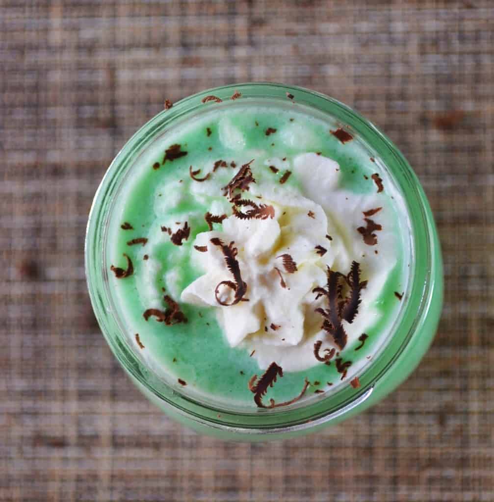 Keto Chow Copycat Shamrock Shake | heyketomama.com