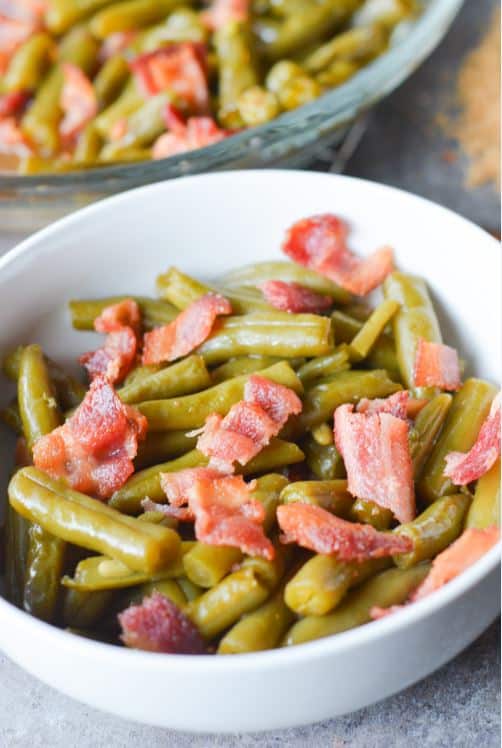 I've always been a lover of all things sweet and these low carb crack green beans are the perfect mix of sweet and savory! Sukrin products bring low carb/keto-friendly sweeteners to the next level! | heyketomama.com