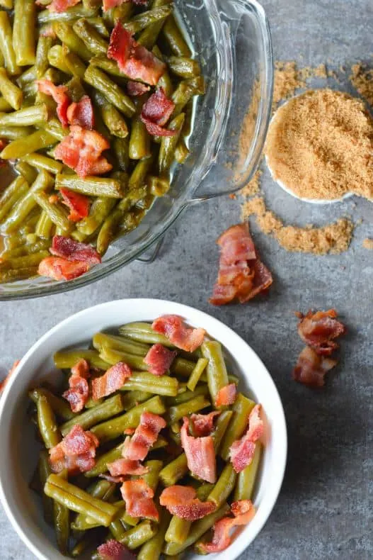 low carb green beans with bacon and sukrin gold