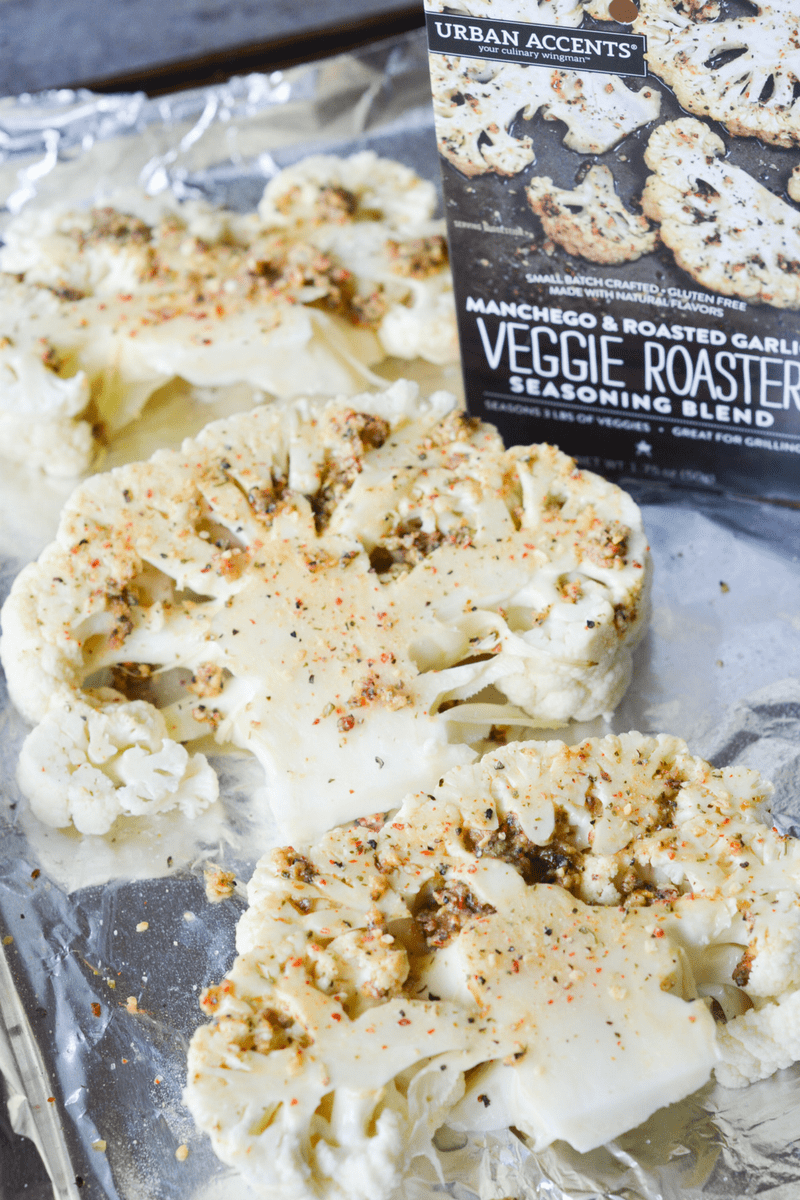 This Parmesan Cauliflower Steak is an amazing vegetarian meal to satisfy your taste buds and make your tummy smile! | heyketomama.com