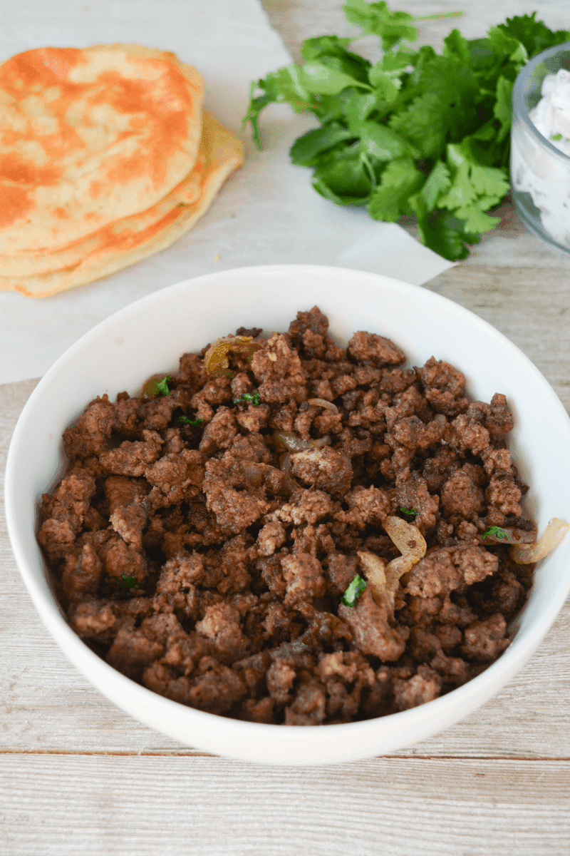 Low Carb Flatbread - Spiced Beef with Tzatziki Sauce - Hey Keto Mama