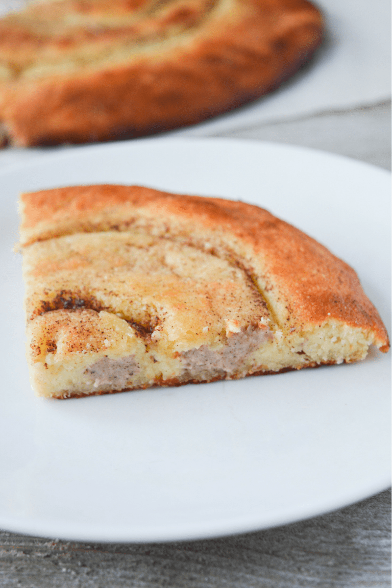 low-carb-stuffed-cinnamon-roll-no-icing
