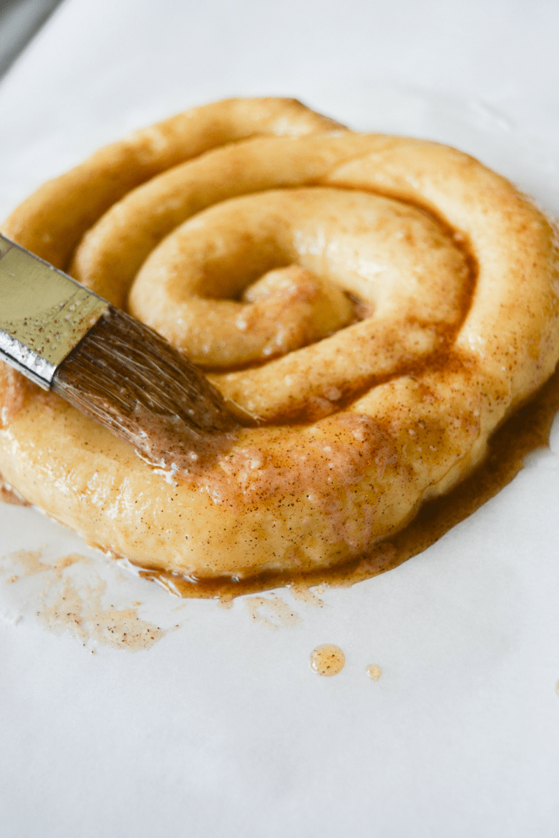 low-carb-stuffed-cinnamon-roll-with-brush