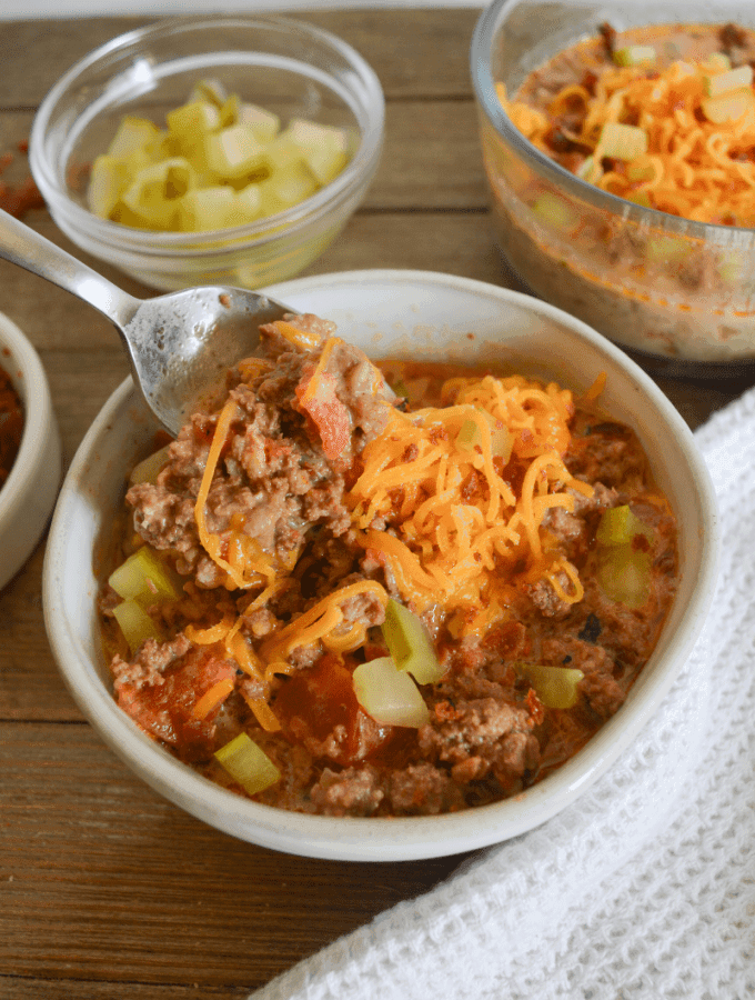 This Keto Bacon Cheeseburger Soup will be a weekly staple in your house, especially in the colder months! This burger that you slurp from a spoon is comforting, cheesy, and doesn't miss a single flavor from the classic handheld version. | heyketomama.com