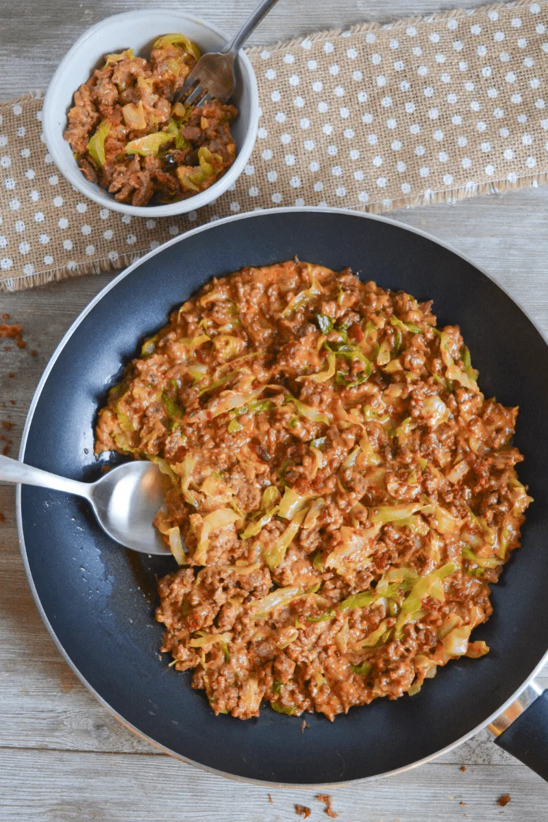 This Keto Cheeseburger Helper is a nostalgic meal with more nutrients and fewer carbs than the classic favorite. My family gobbled it up as quickly as I made it! | heyketomama.com