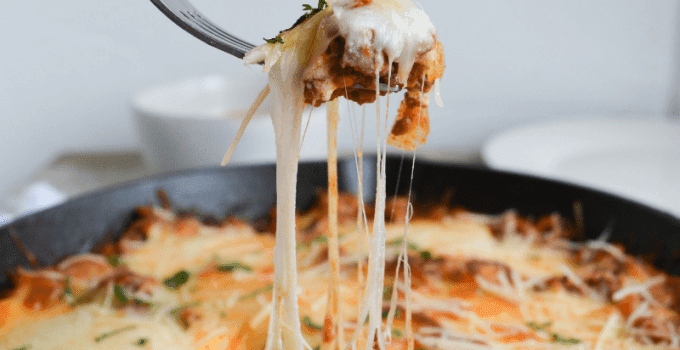 This Keto Lasagna Bake ditches the noodles, and it's so simple, you'll wonder why you didn't try it sooner. Sometimes simple is best, and that's exactly what this recipe is! | heyketomama.com