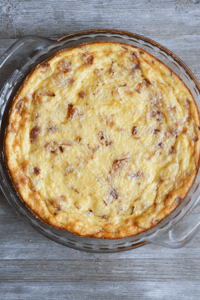 full keto crustless quiche lorraine in pie dish